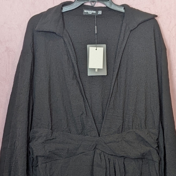 PrettyLittleThing Black Plunge Textured Faux Wrap Midi Dress size 16 - Picture 2 of 8